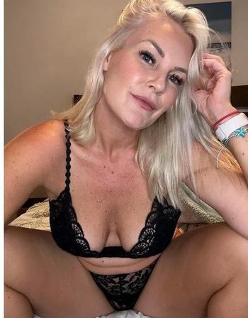 645-251-9360, 42  female escort, Okaloosa